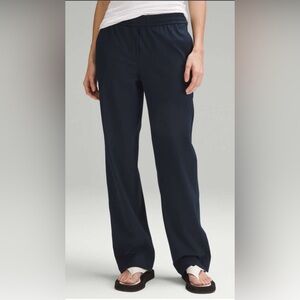 Lululemon Luxtreme Mid-Rise Straight-Leg Trouser Black Size XL